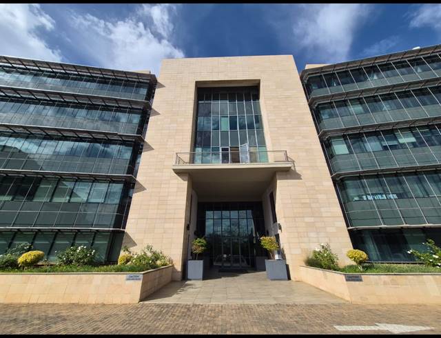 380M² OFFICE TO LET IN SANDTON CENTRAL
